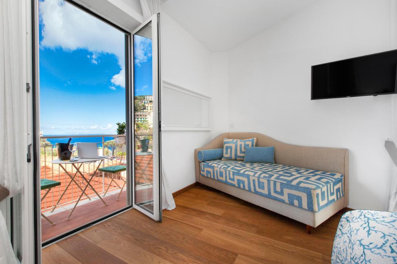 Sorrentovibes - Luxury Home Sea View & Jacuzzi In Sorrento Centre מראה חיצוני תמונה