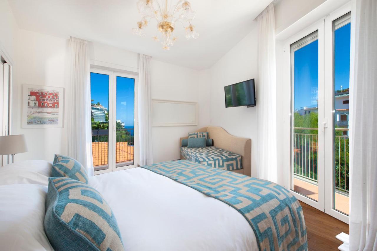 Sorrentovibes - Luxury Home Sea View & Jacuzzi In Sorrento Centre מראה חיצוני תמונה